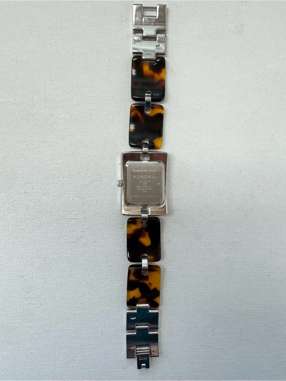 Vintage Merona Women's Polished Silver Acrylic Tortoise Link Bracelet Watch